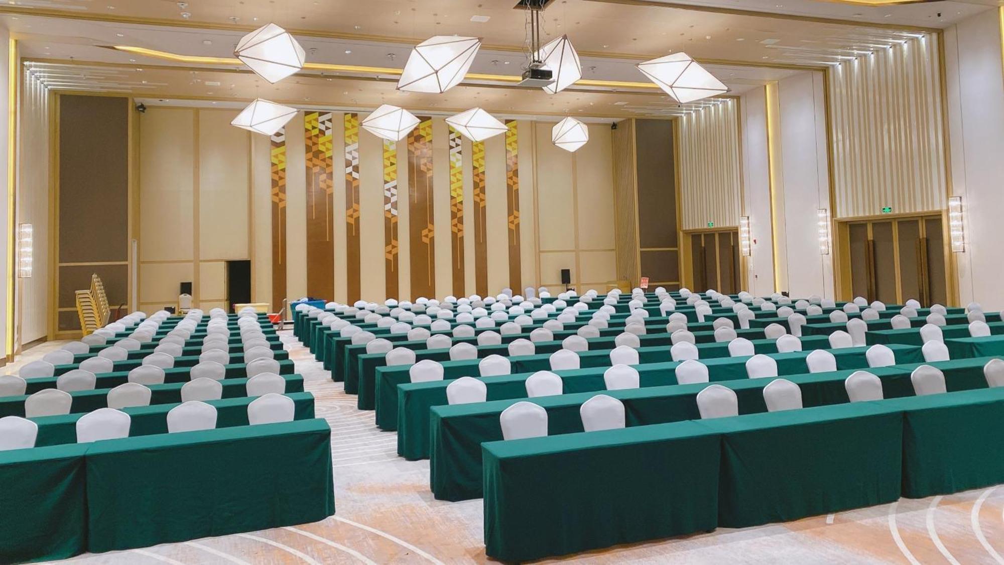 Holiday Inn Shaoguan Downtown By Ihg Exteriör bild